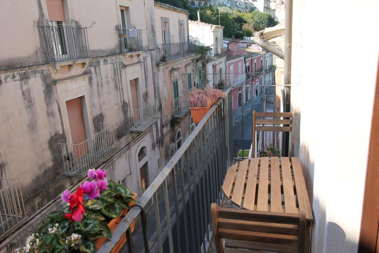 Le Luci Su Ibla - Ospitalita Con Vista Bed and Breakfast Ragusa Buitenkant foto