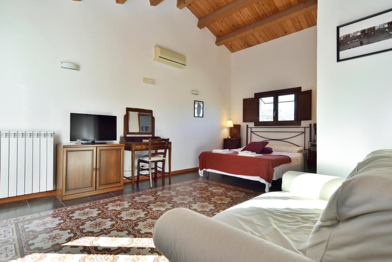 Le Luci Su Ibla - Ospitalita Con Vista Bed and Breakfast Ragusa Buitenkant foto