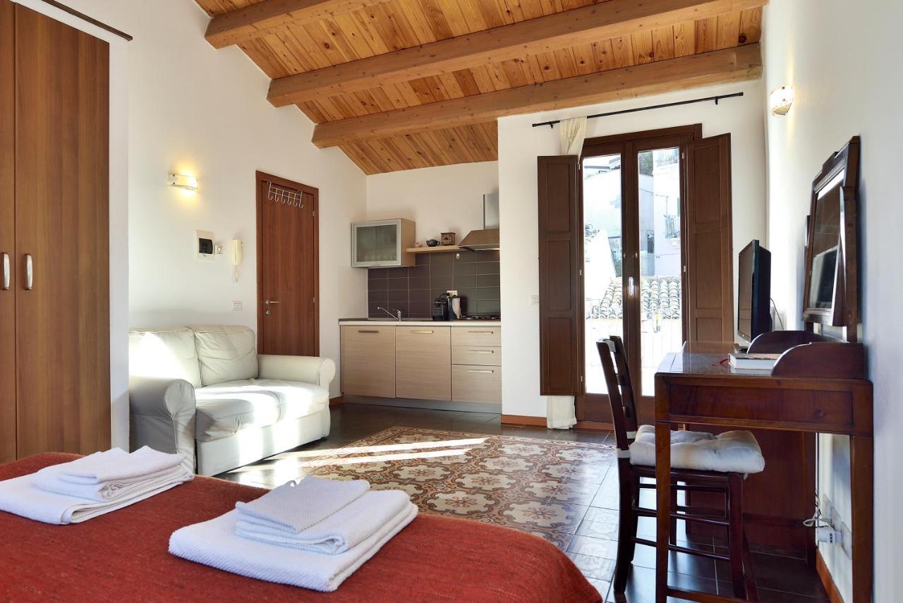 Le Luci Su Ibla - Ospitalita Con Vista Bed and Breakfast Ragusa Buitenkant foto