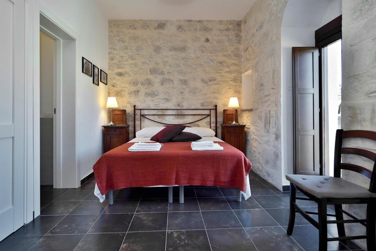 Le Luci Su Ibla - Ospitalita Con Vista Bed and Breakfast Ragusa Buitenkant foto